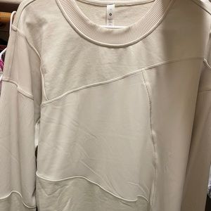 NWT Lululemon Perfectly Oversized crew